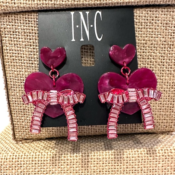 NWT INC Earrings Double Hearts in Dark Pink Acrylic w/ bow in pink baguettes - Picture 6 of 9